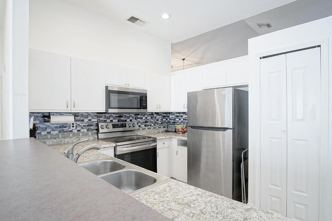 2619 SW Fair Isle Road, Port St. Lucie