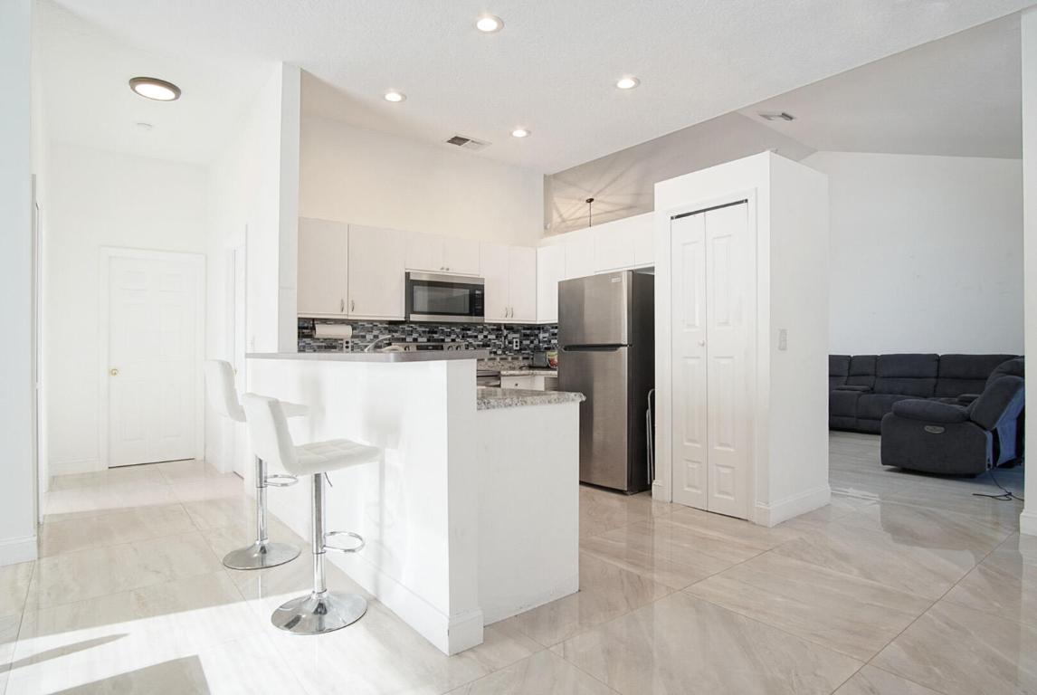 2619 SW Fair Isle Road, Port St. Lucie