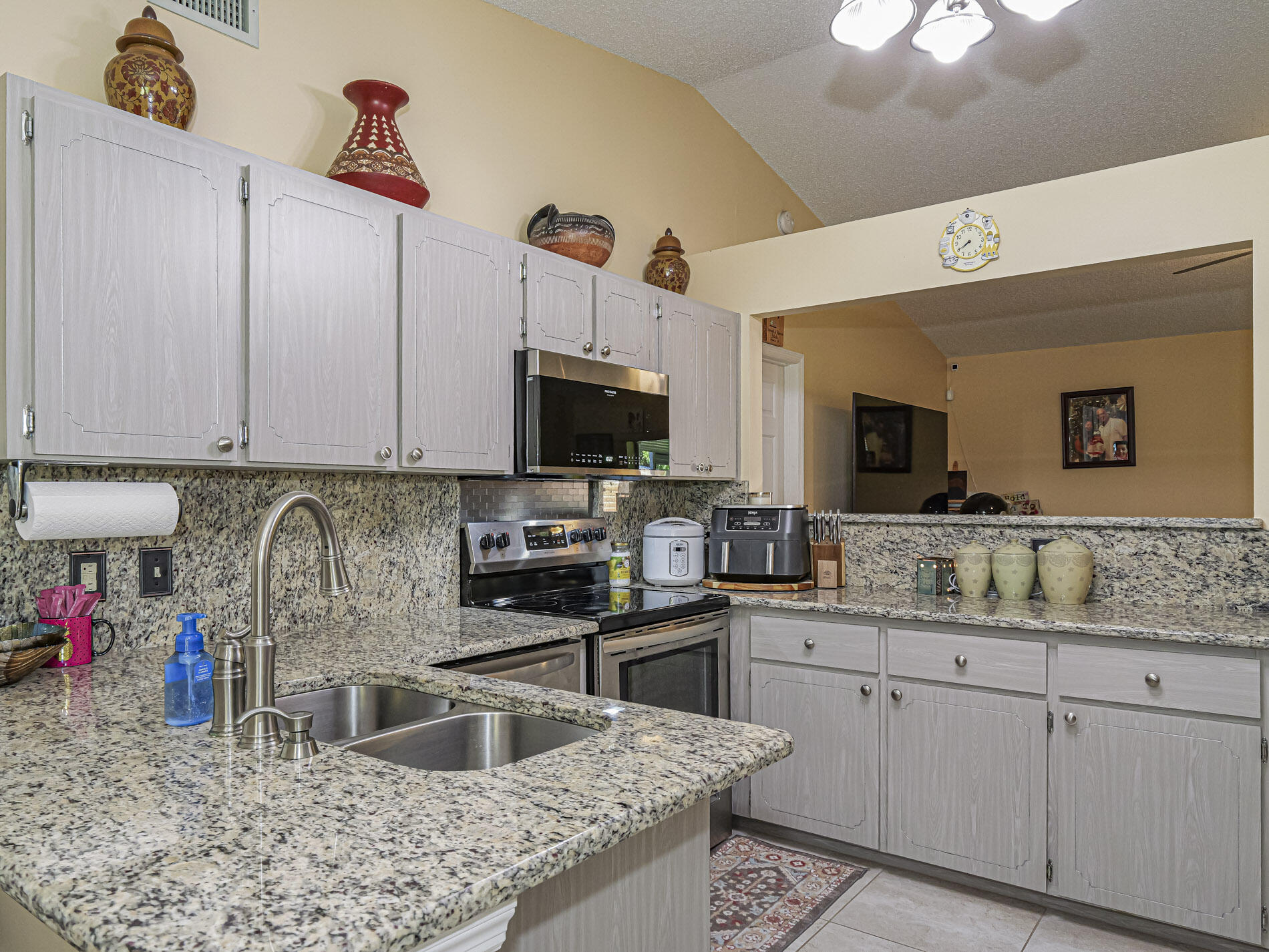 444 SW Dolores Avenue, Port St. Lucie