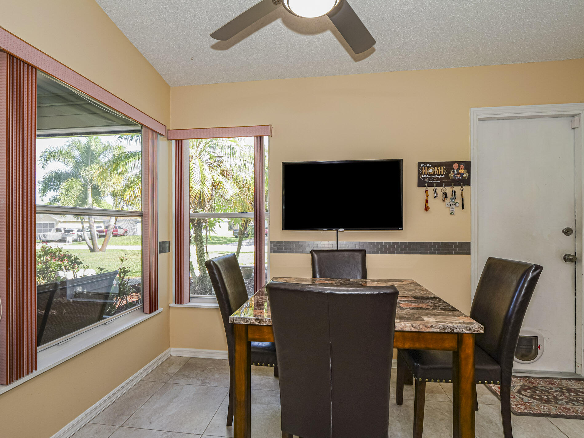 444 SW Dolores Avenue, Port St. Lucie
