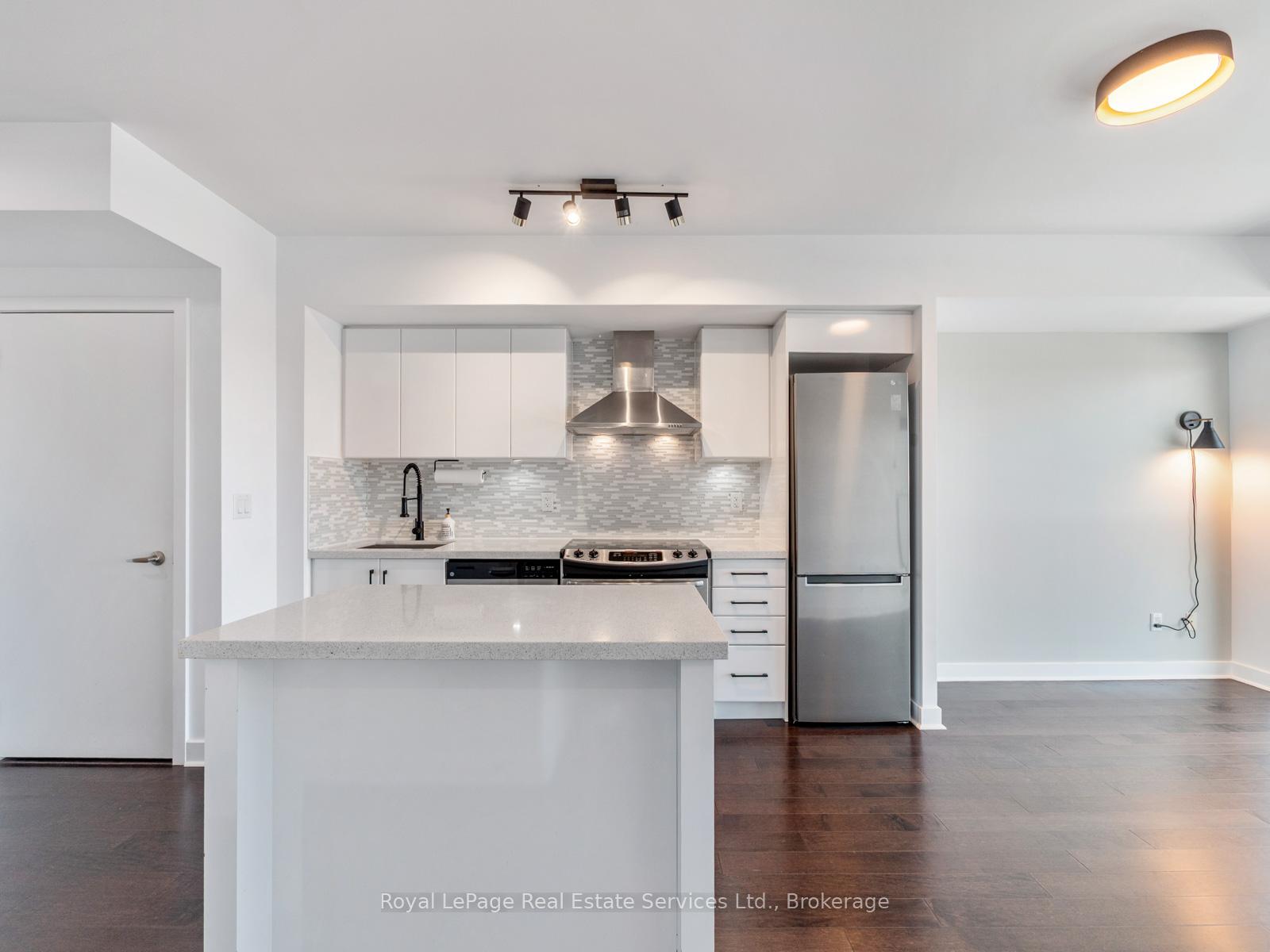 58 Orchard View Boulevard 1711