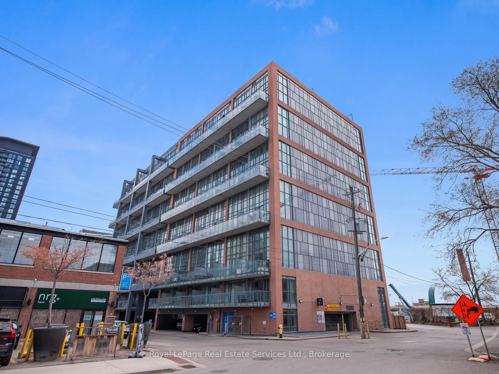 5 Hanna Avenue 729