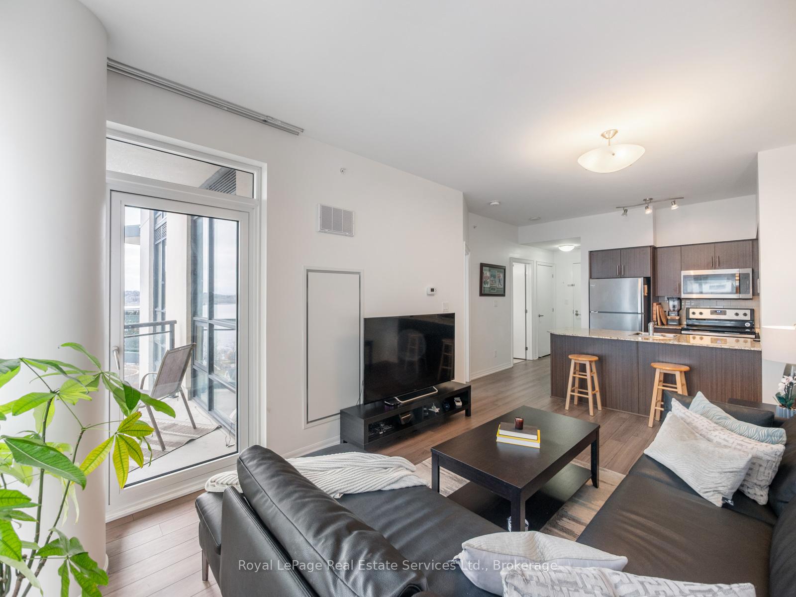 111 Worsley Street 709