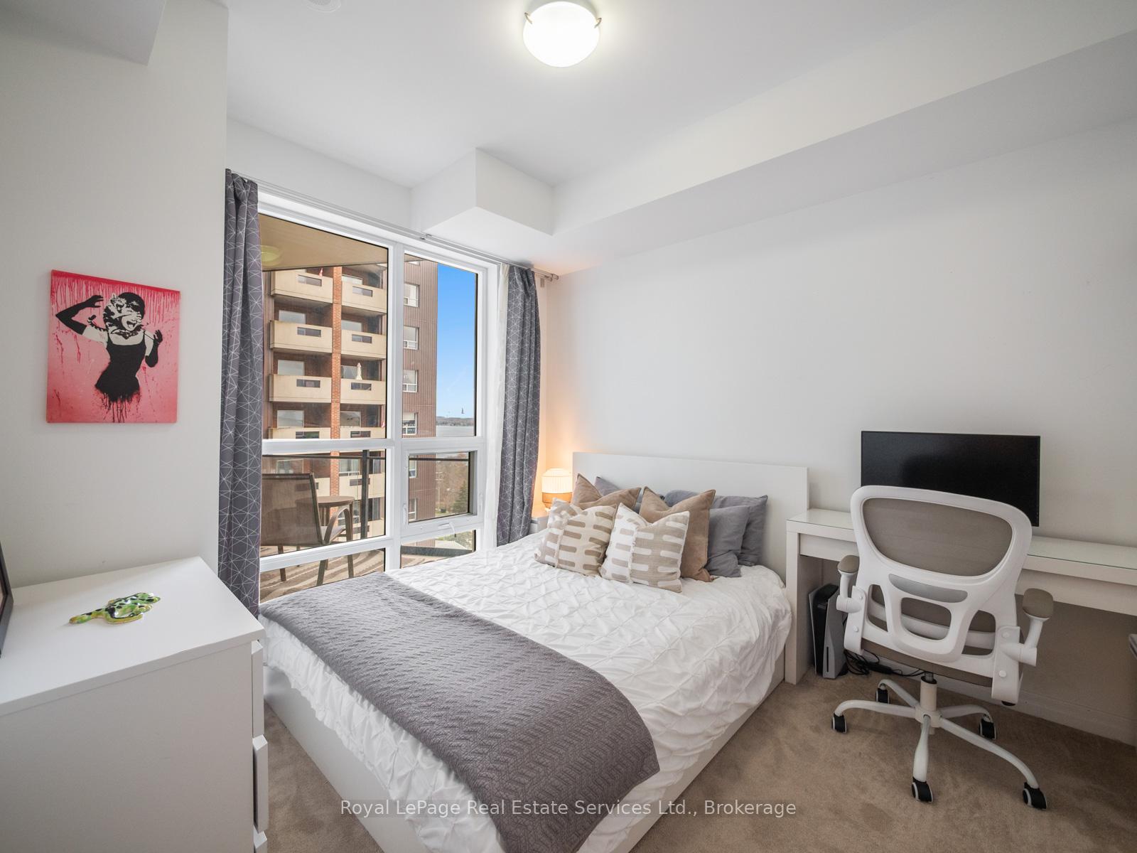 111 Worsley Street 709