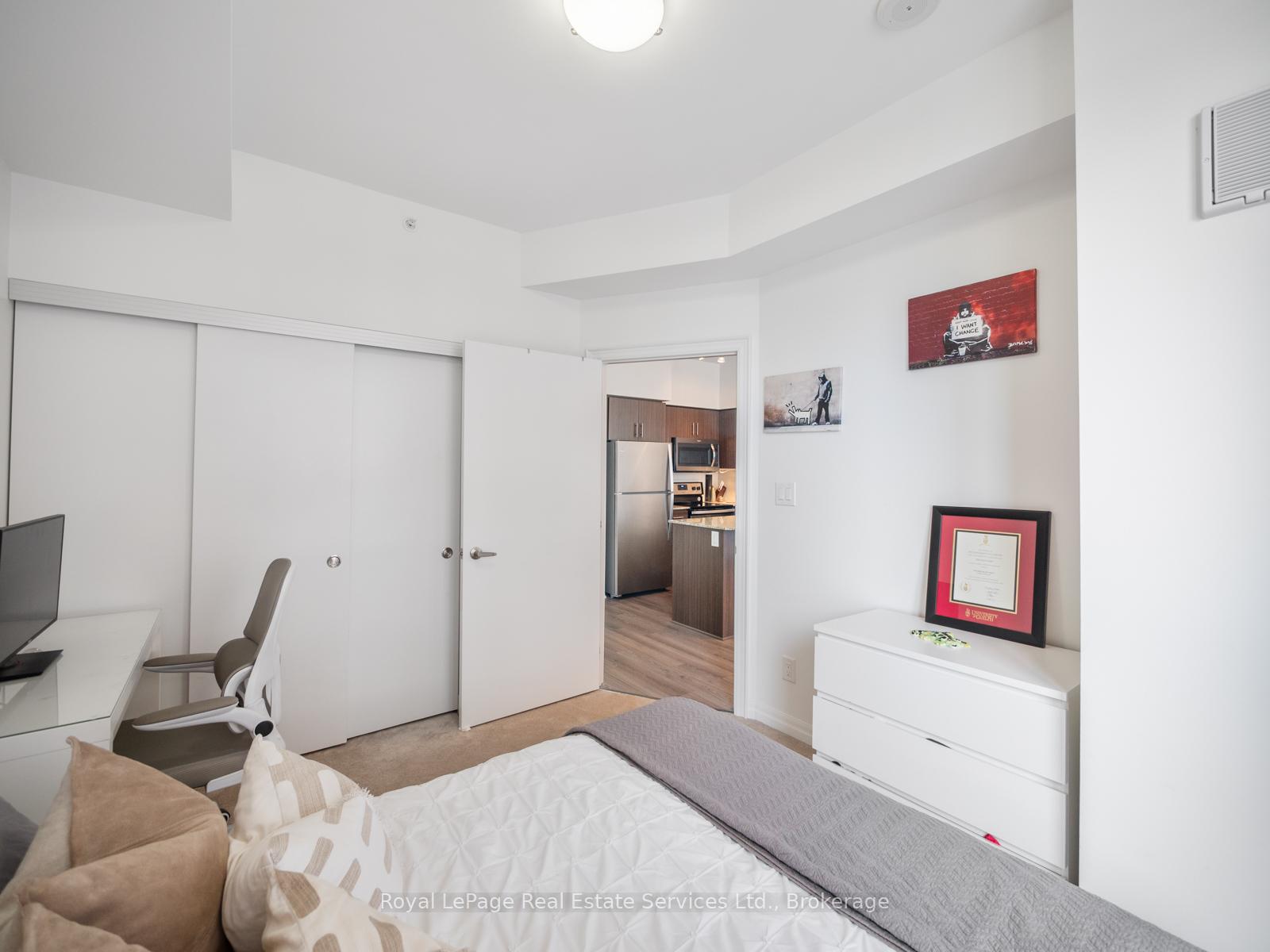 111 Worsley Street 709