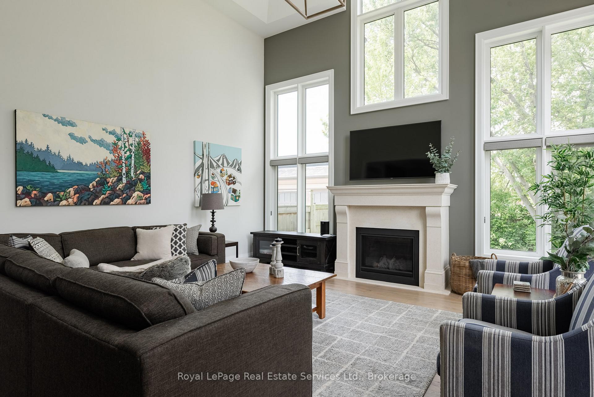 215 Prince George Crescent
