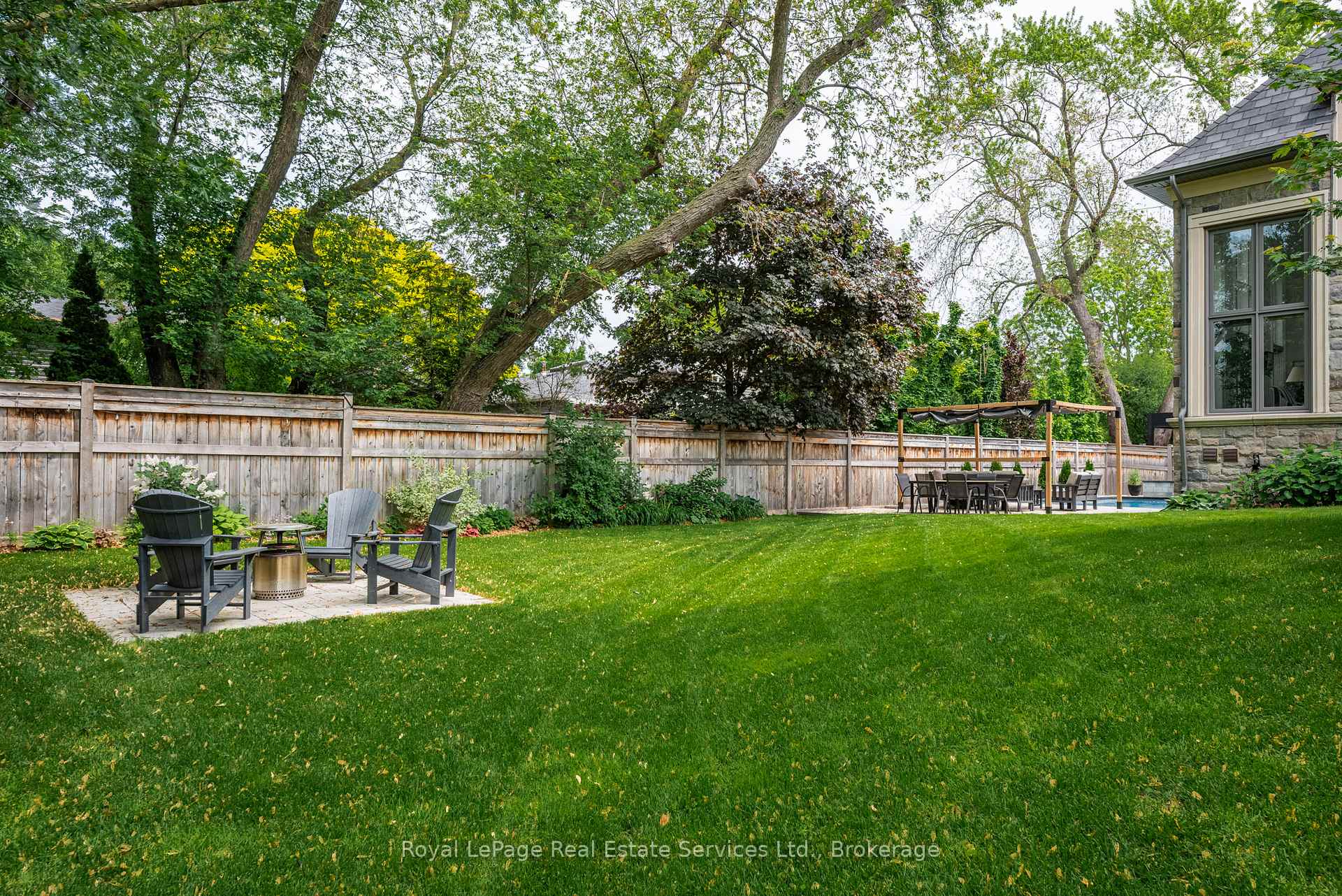 215 Prince George Crescent