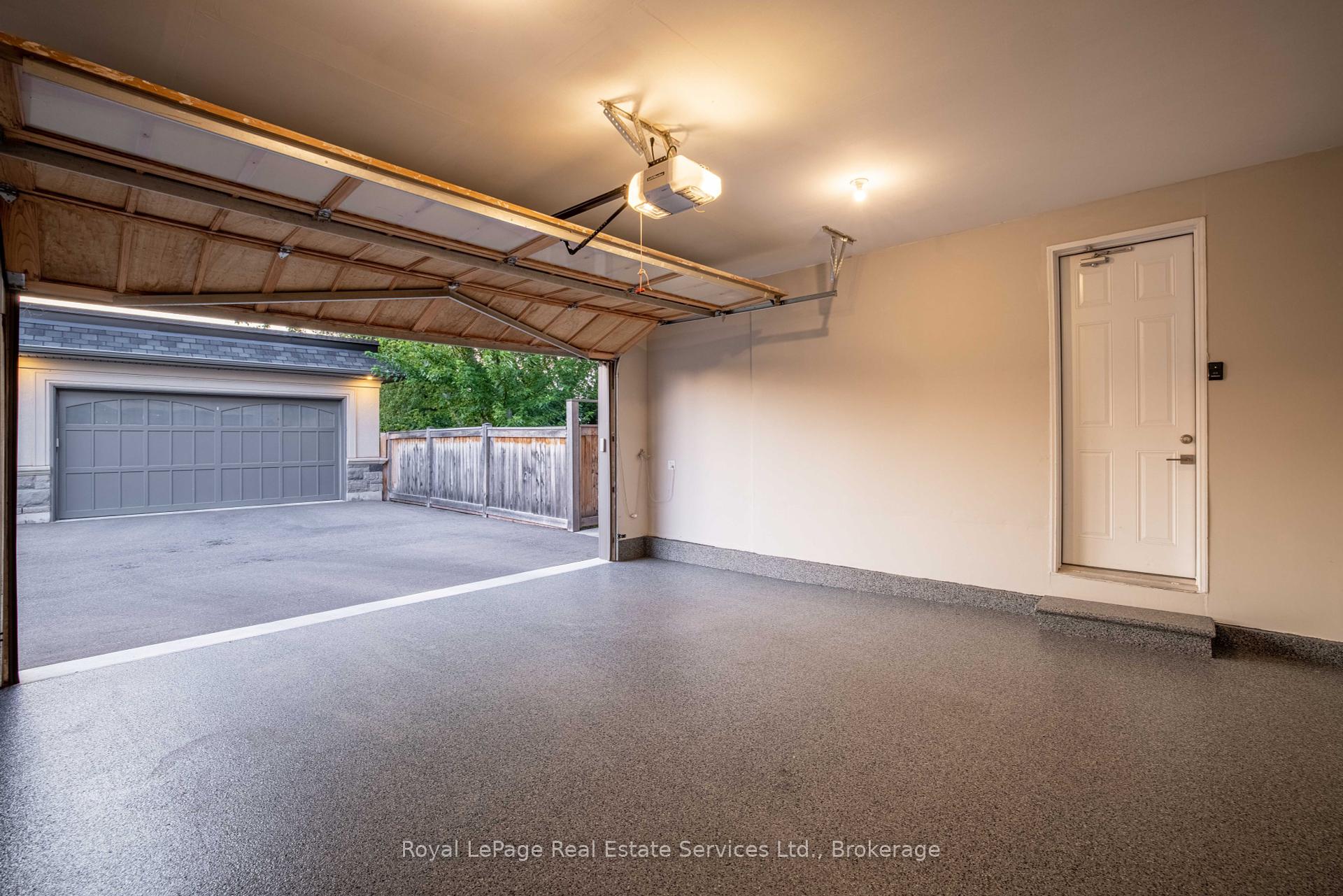 215 Prince George Crescent