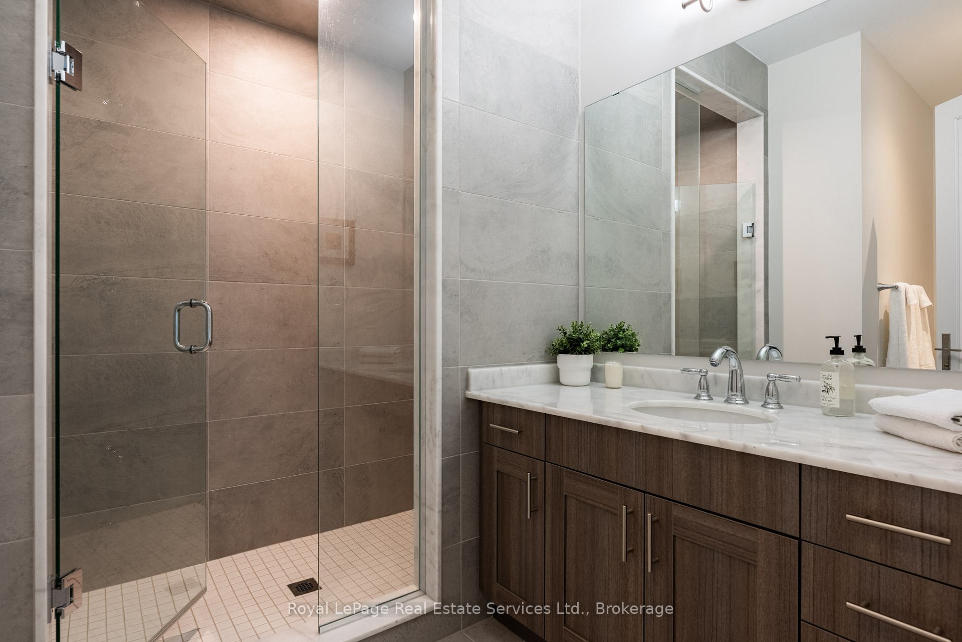 215 Prince George Crescent