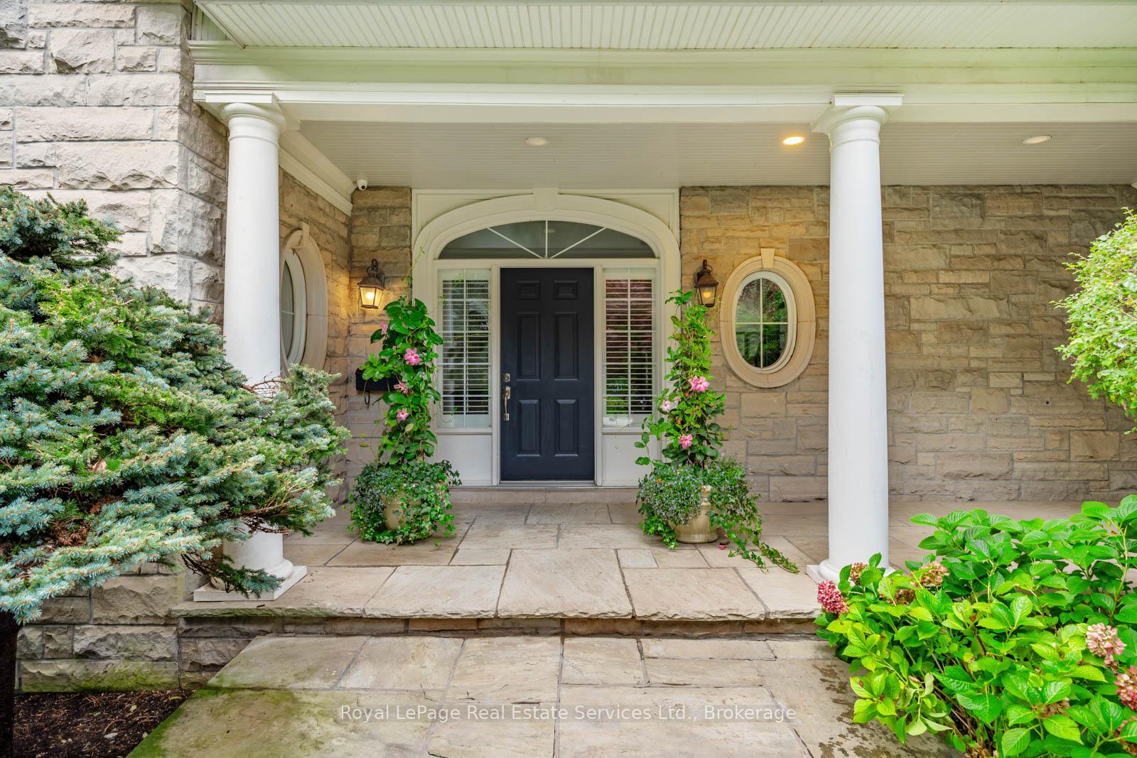 235 LAKEWOOD Drive