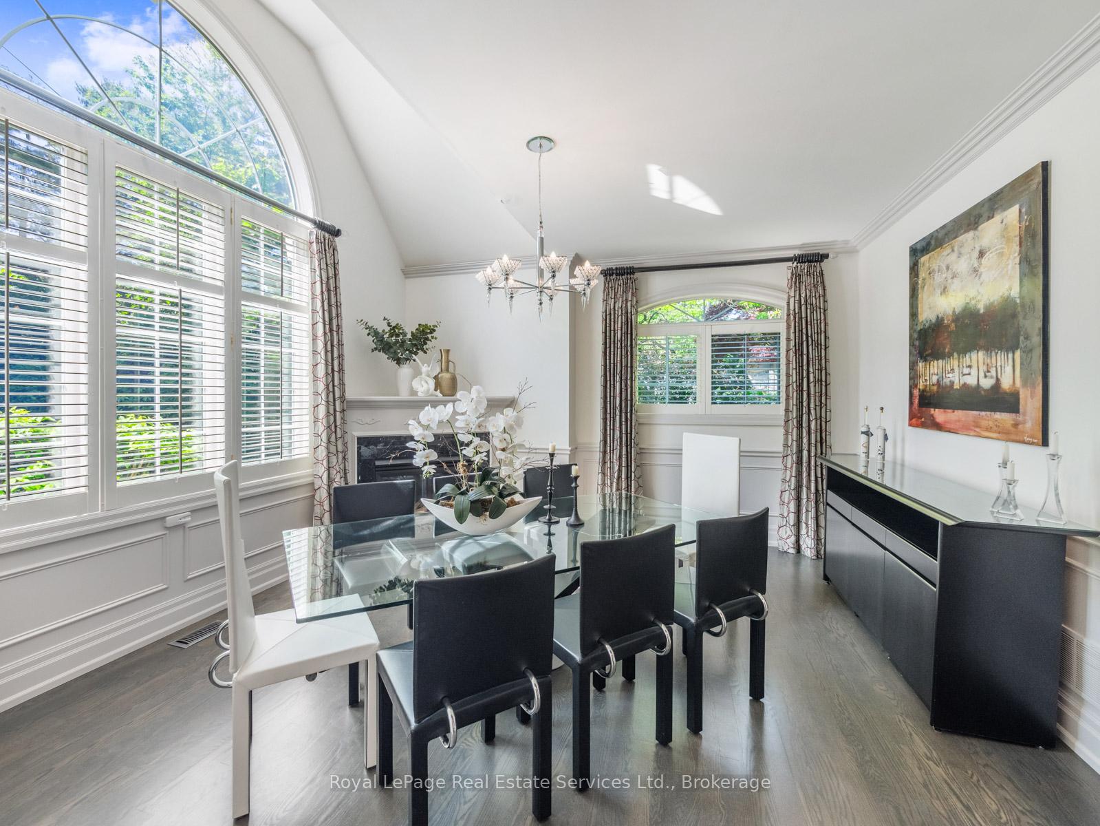 235 LAKEWOOD Drive