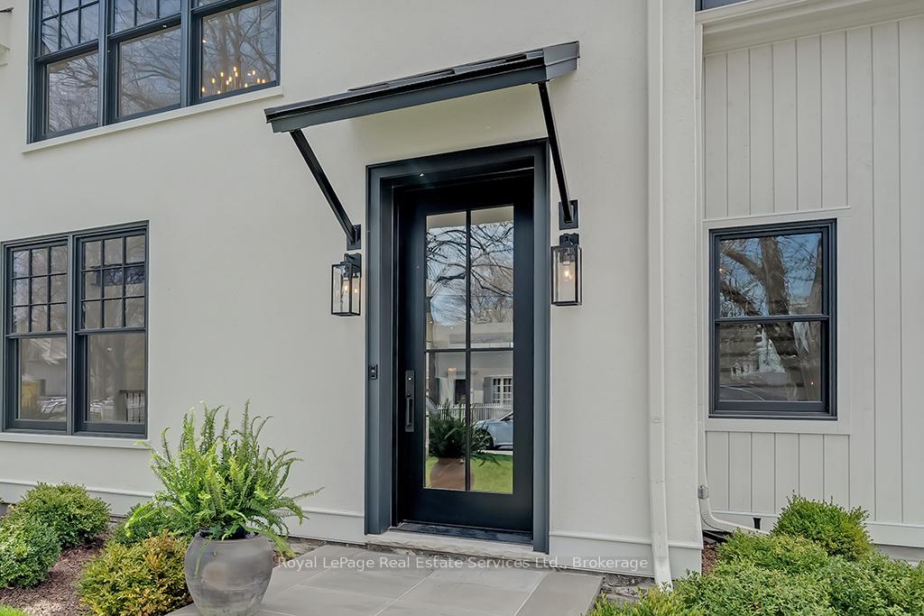 70 Navy Street