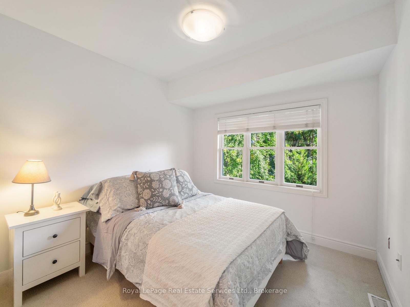 81 Brant Street
