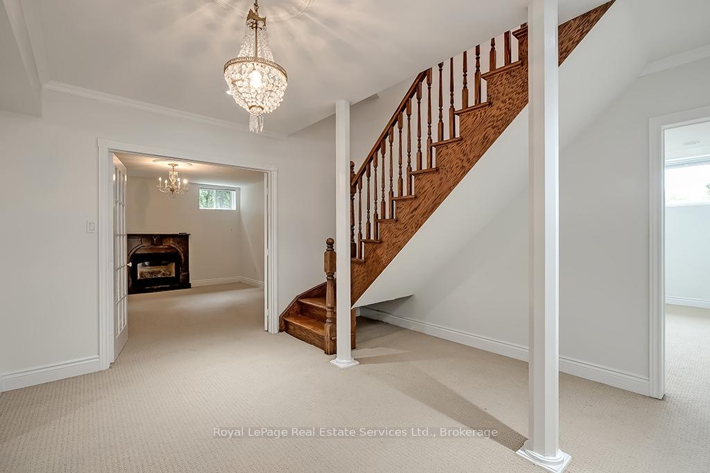 3286 Shelburne Place
