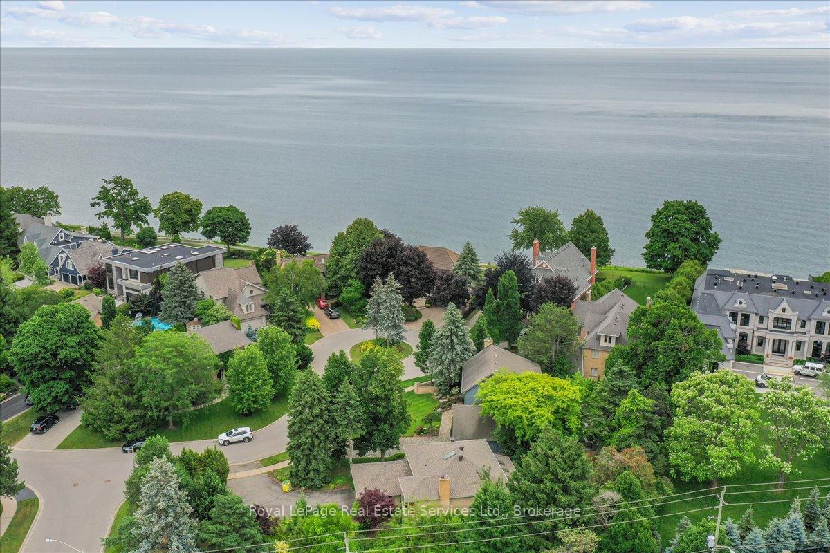 3286 Shelburne Place