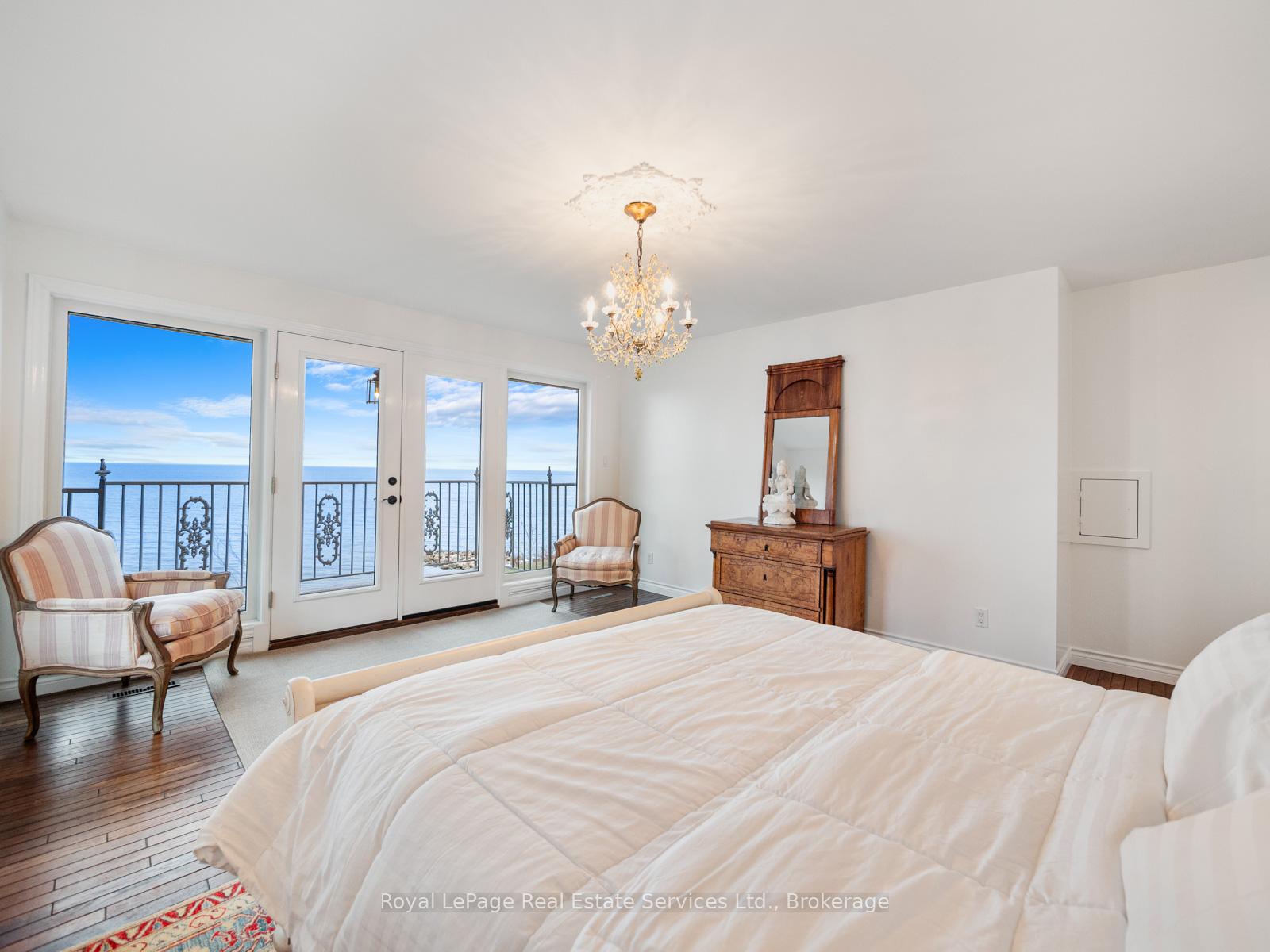 3286 Shelburne Place