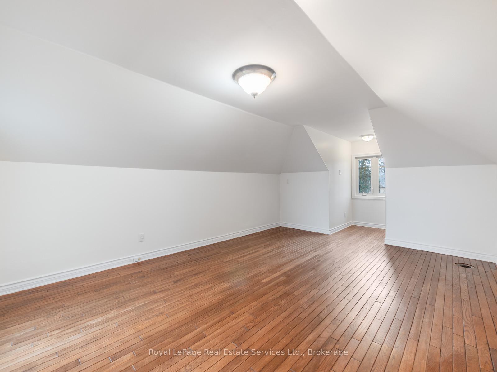 3286 Shelburne Place