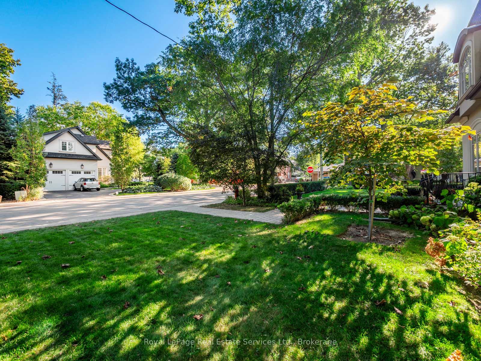 295 Maple Avenue