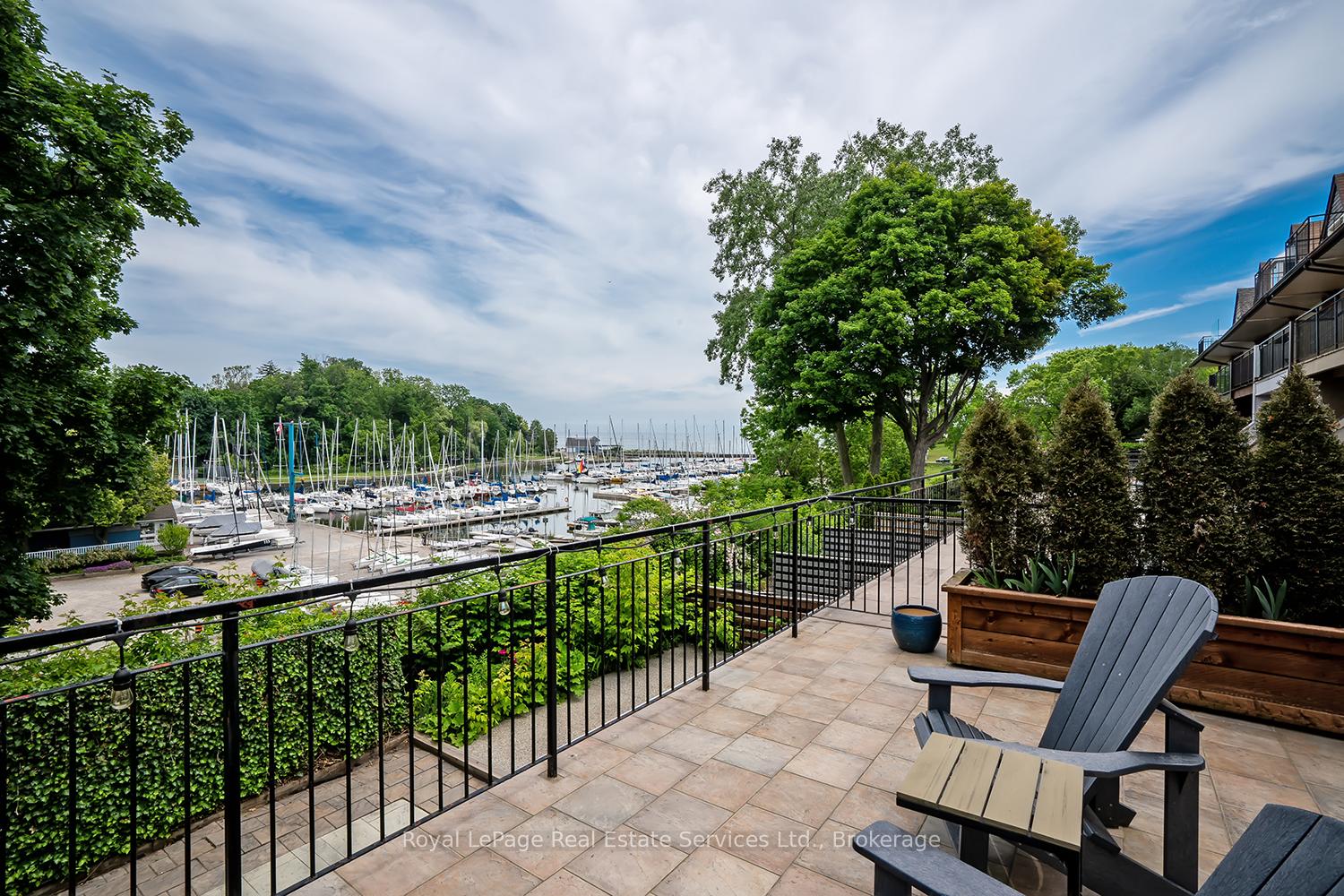 53 Forsythe Street, Oakville