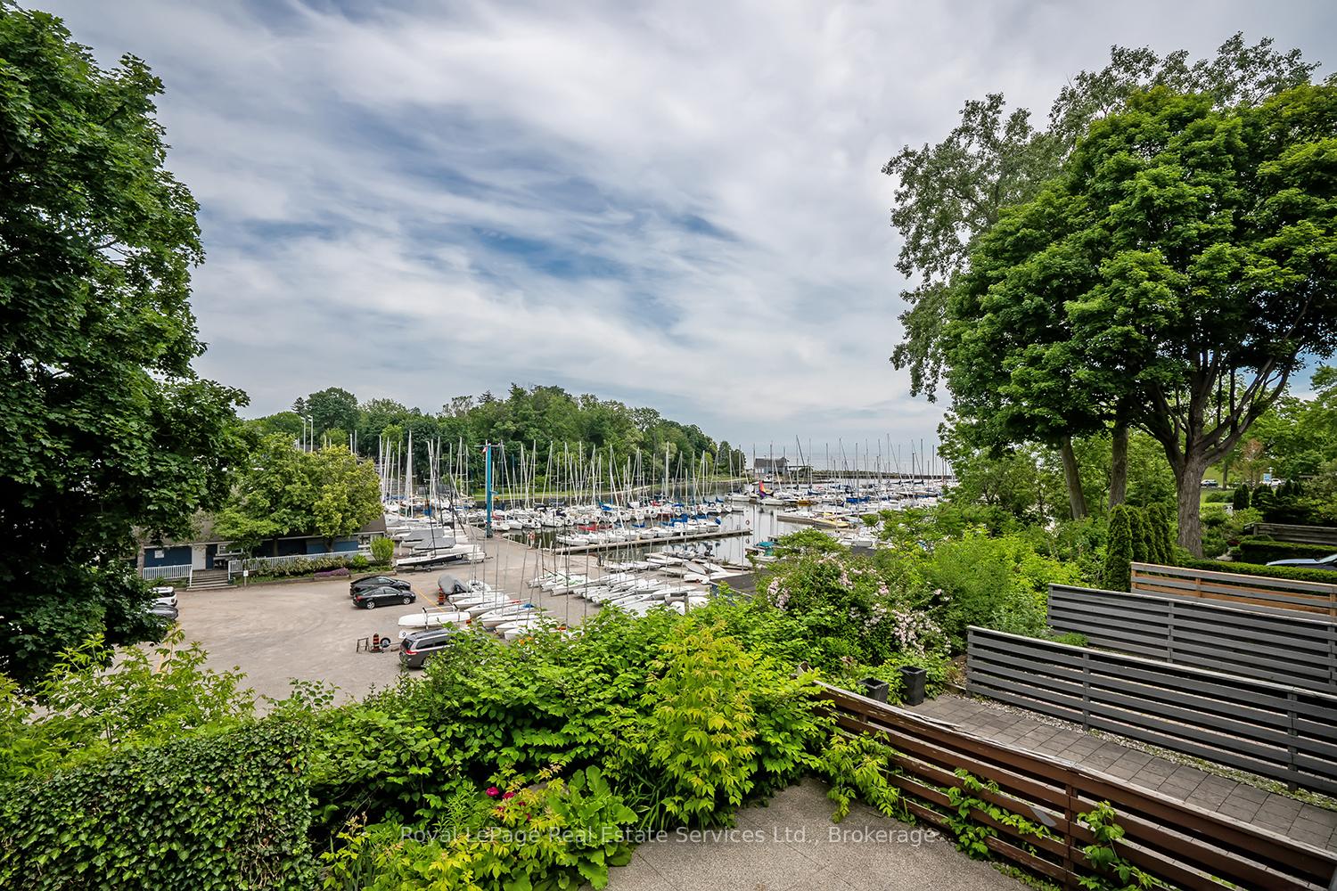 53 Forsythe Street, Oakville