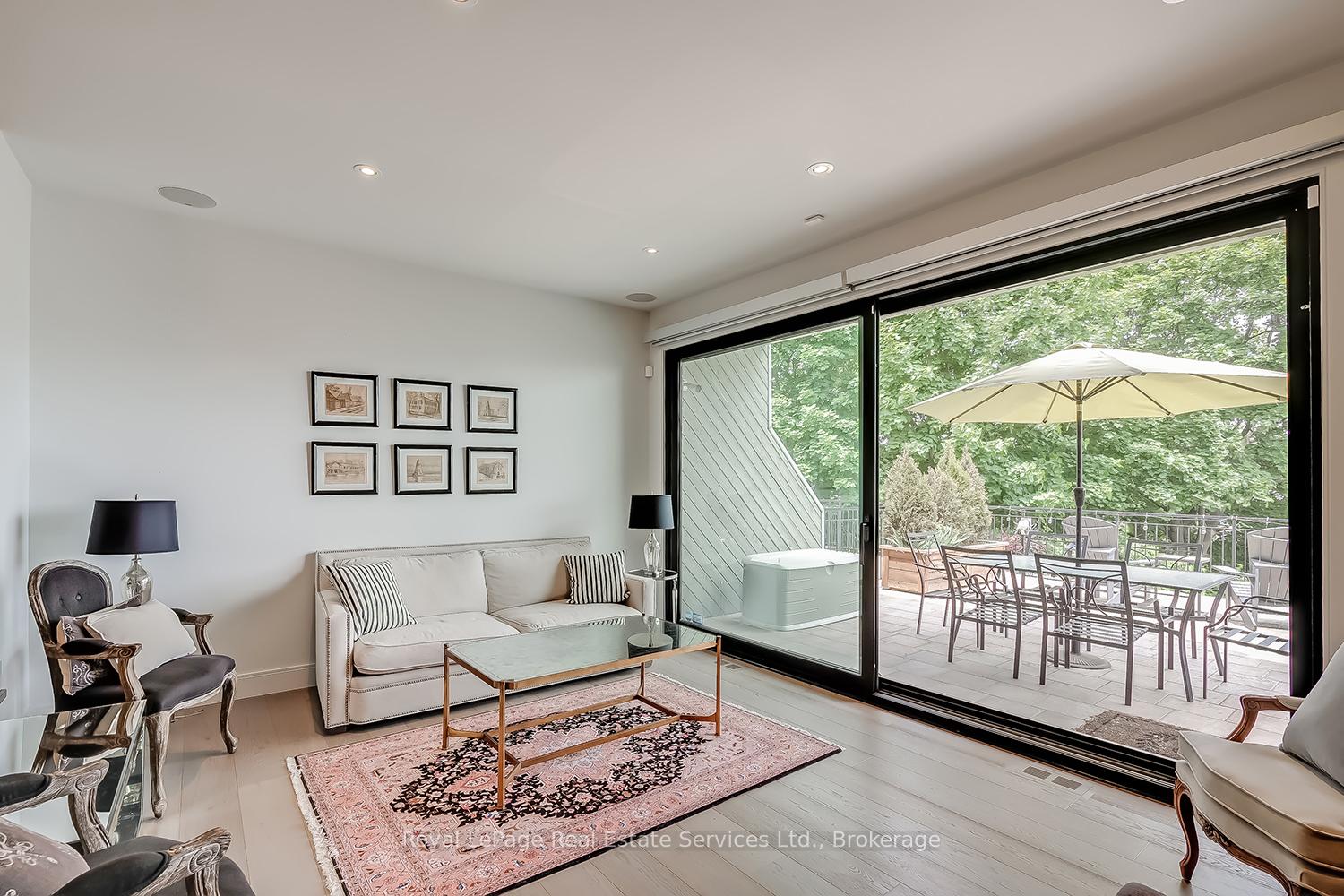 53 Forsythe Street, Oakville