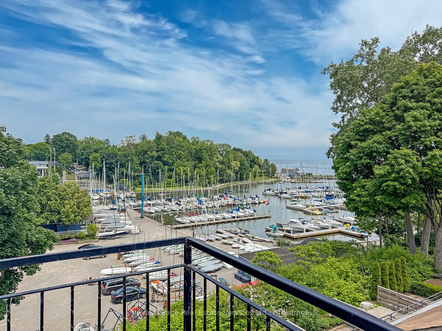 53 Forsythe Street, Oakville