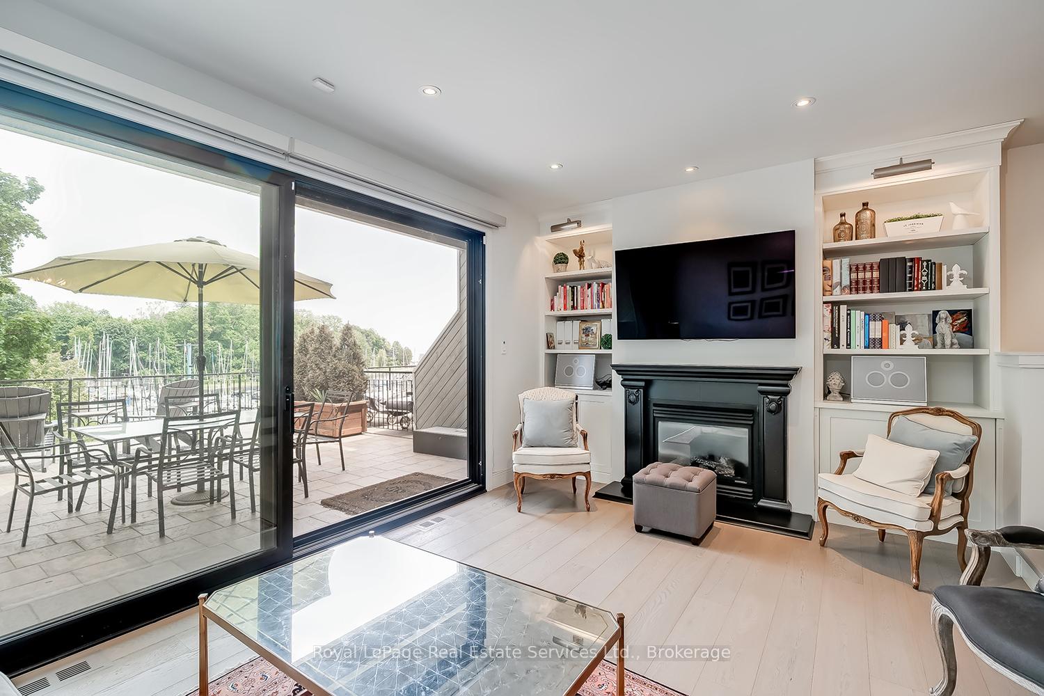 53 Forsythe Street, Oakville