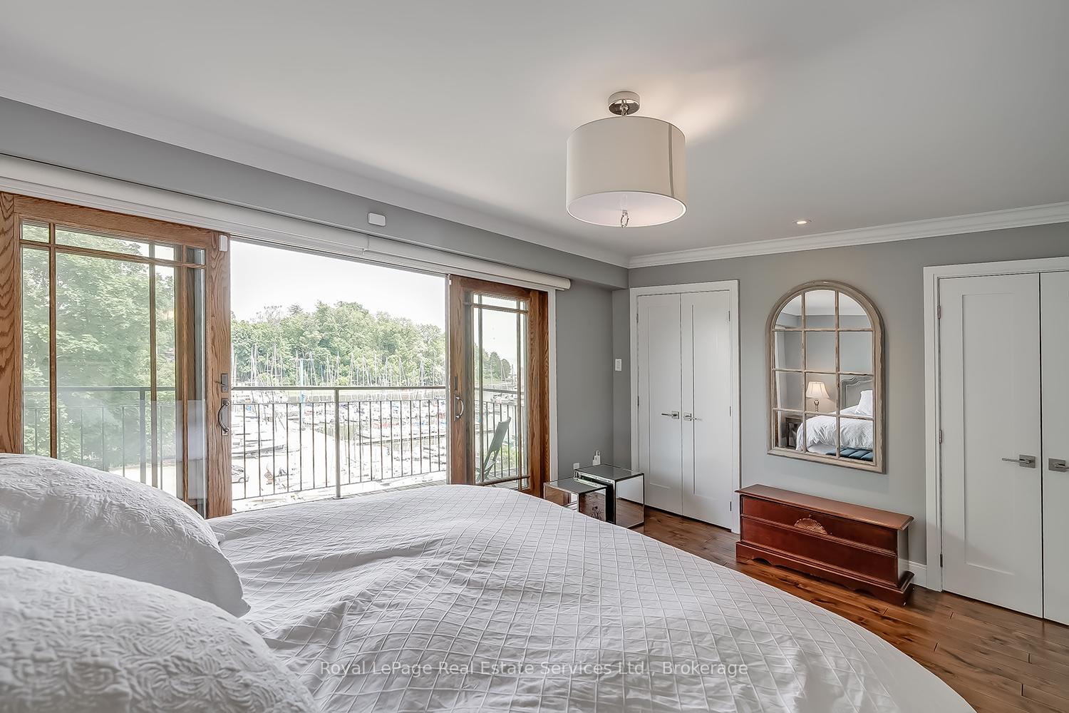 53 Forsythe Street, Oakville