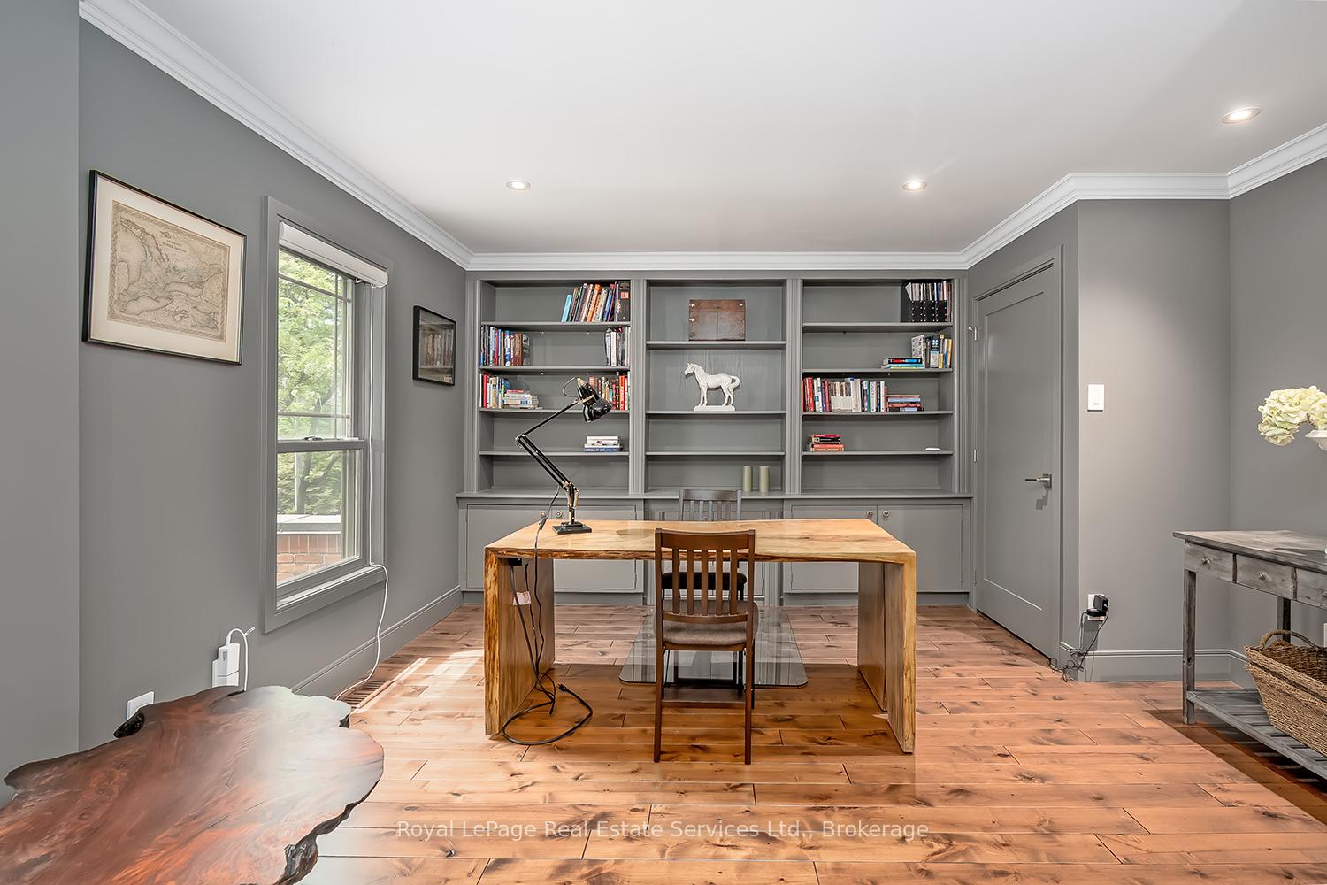 53 Forsythe Street, Oakville