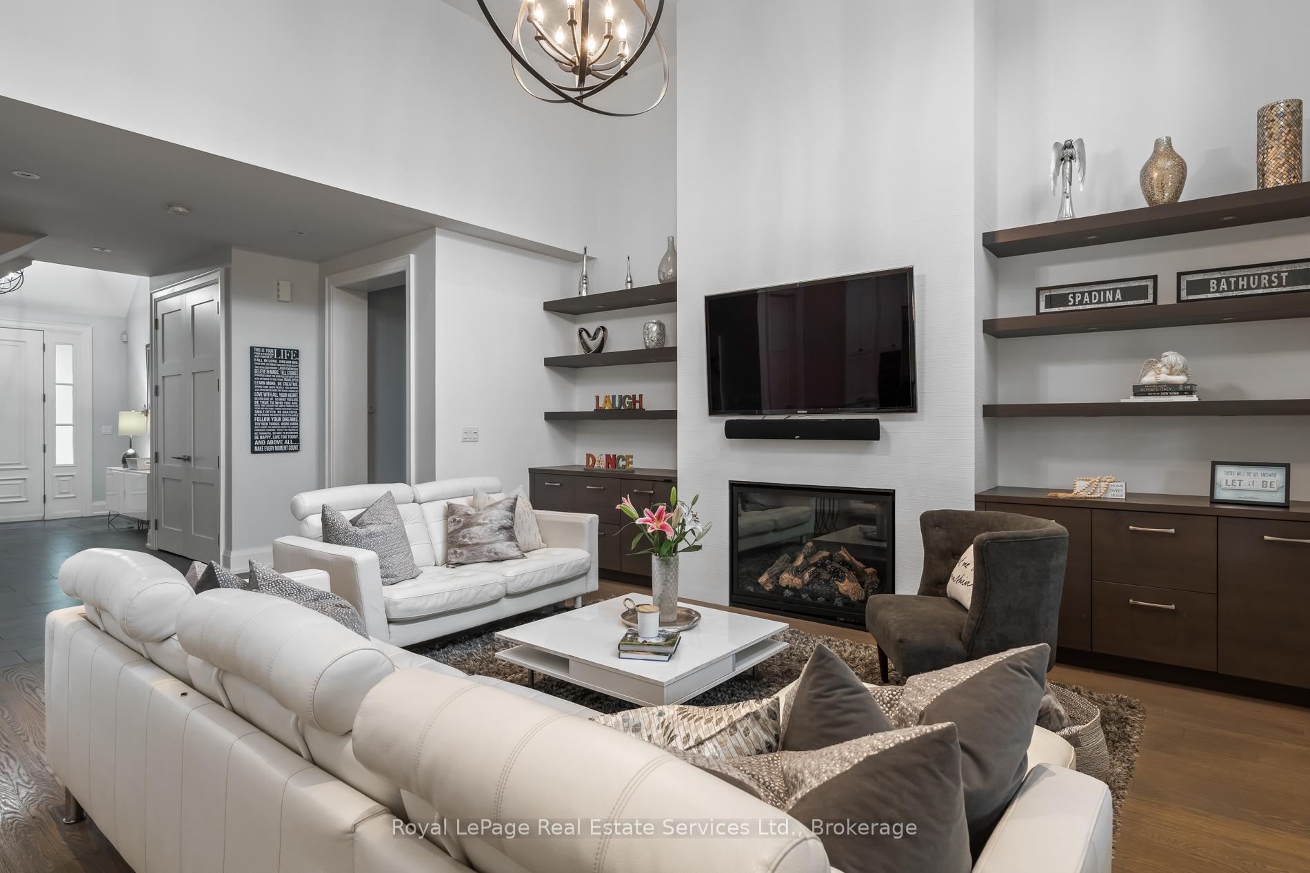 231 Cherryhill Road, Oakville