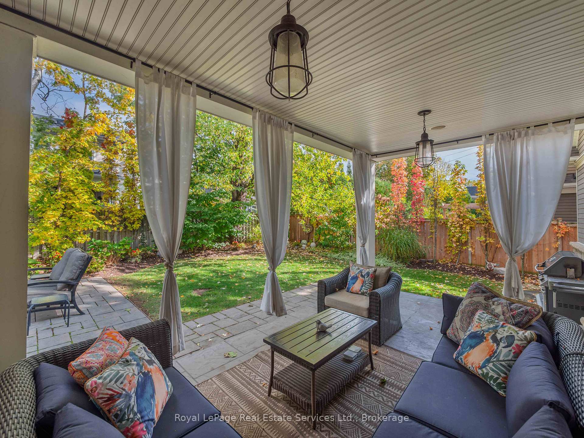231 Cherryhill Road, Oakville