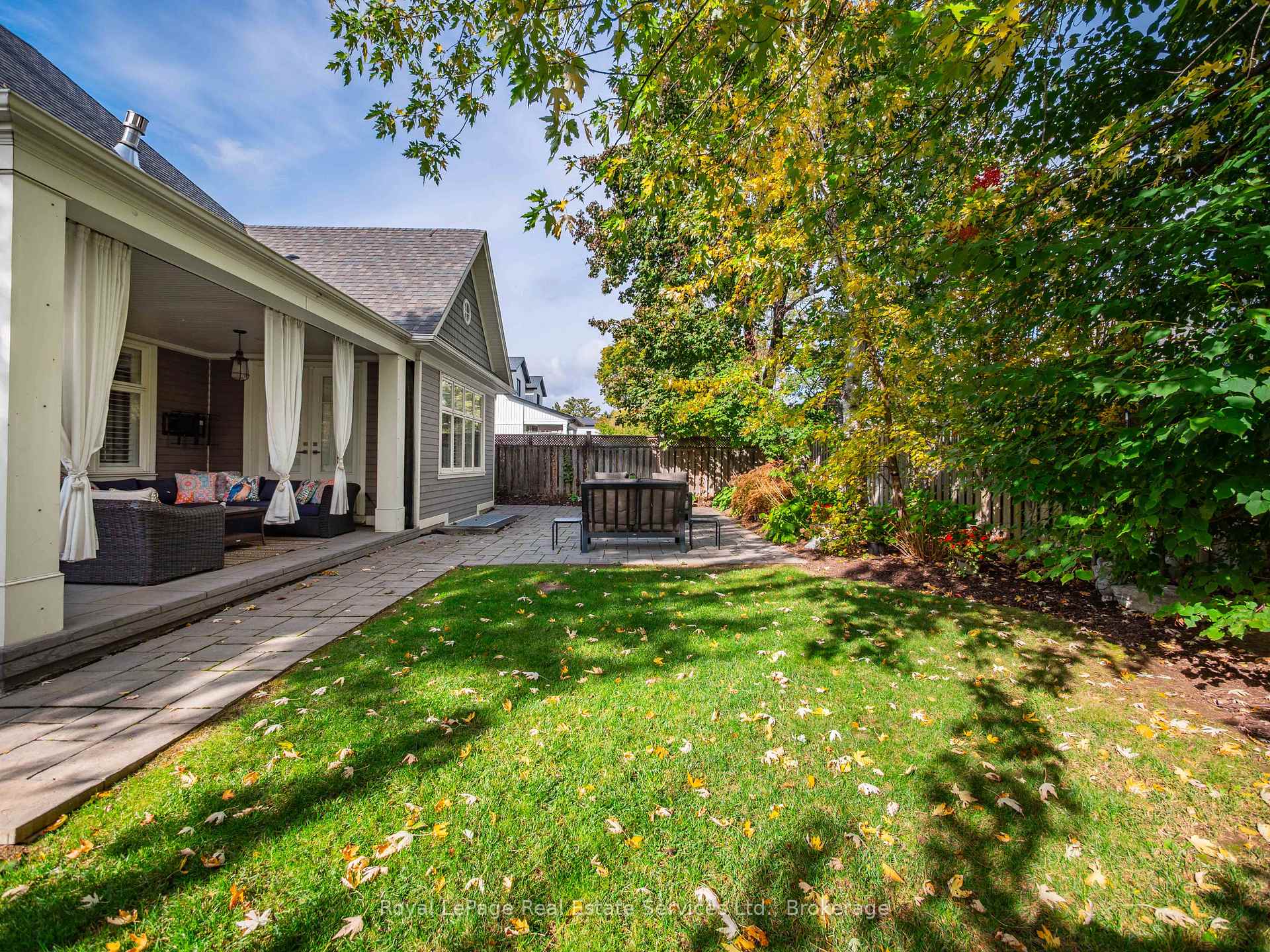 231 Cherryhill Road, Oakville