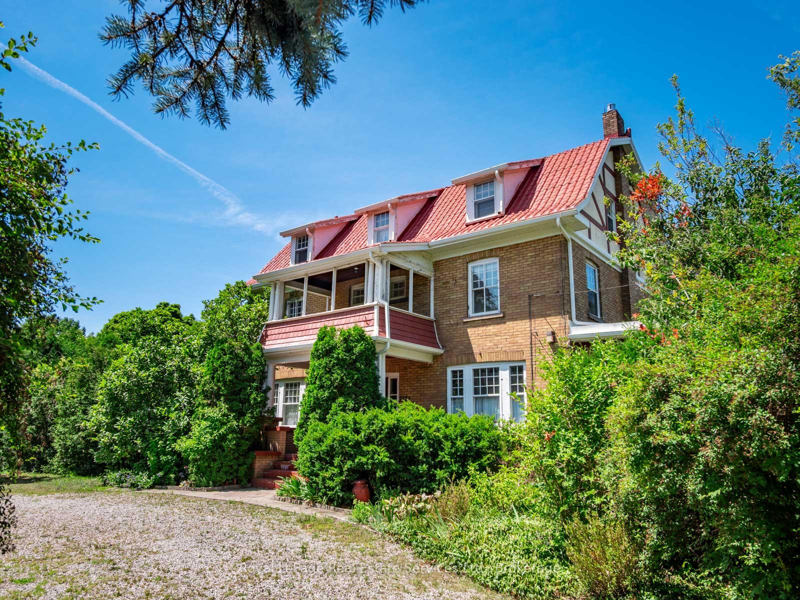 3175 Lakeshore Road W