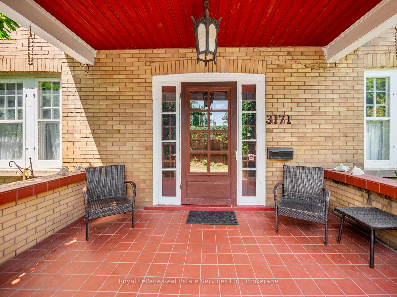 3175 Lakeshore Road W