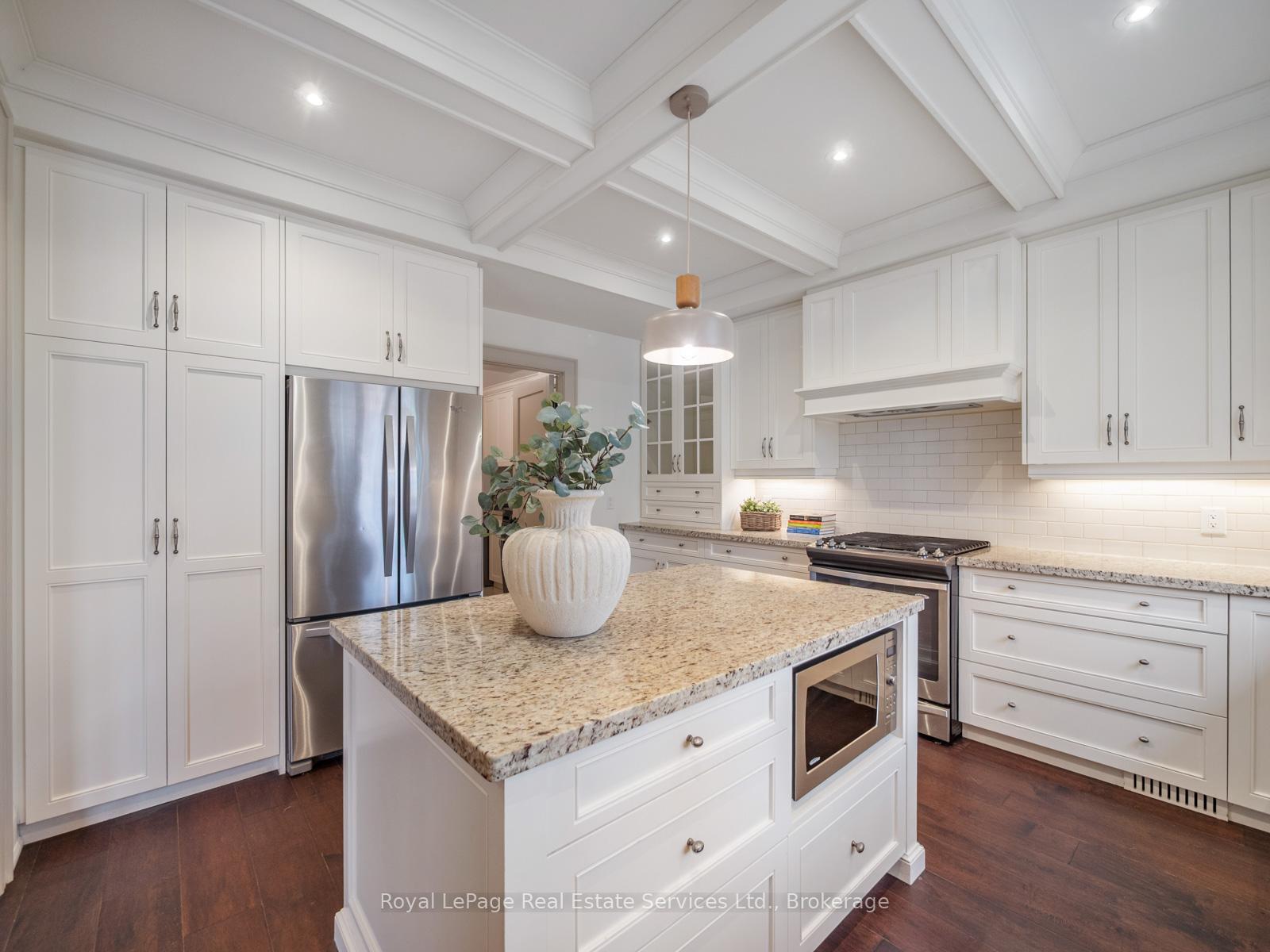 437 Inglehart Street N