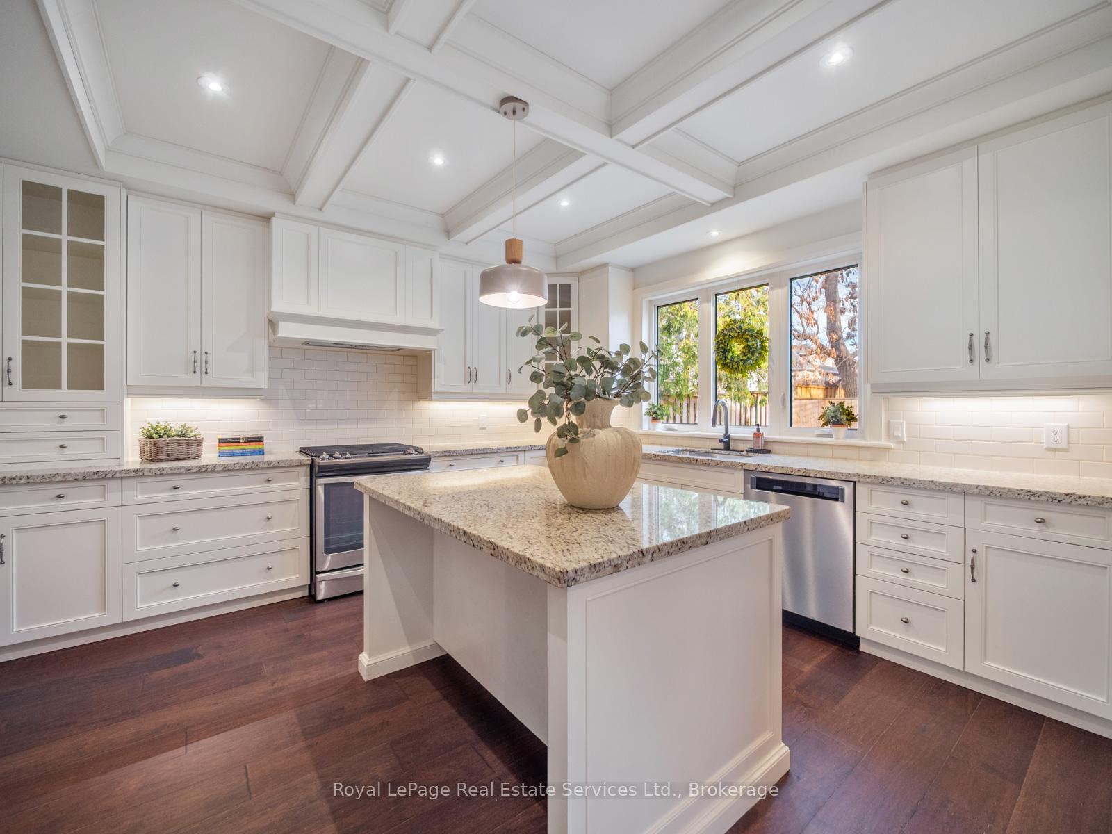 437 Inglehart Street N