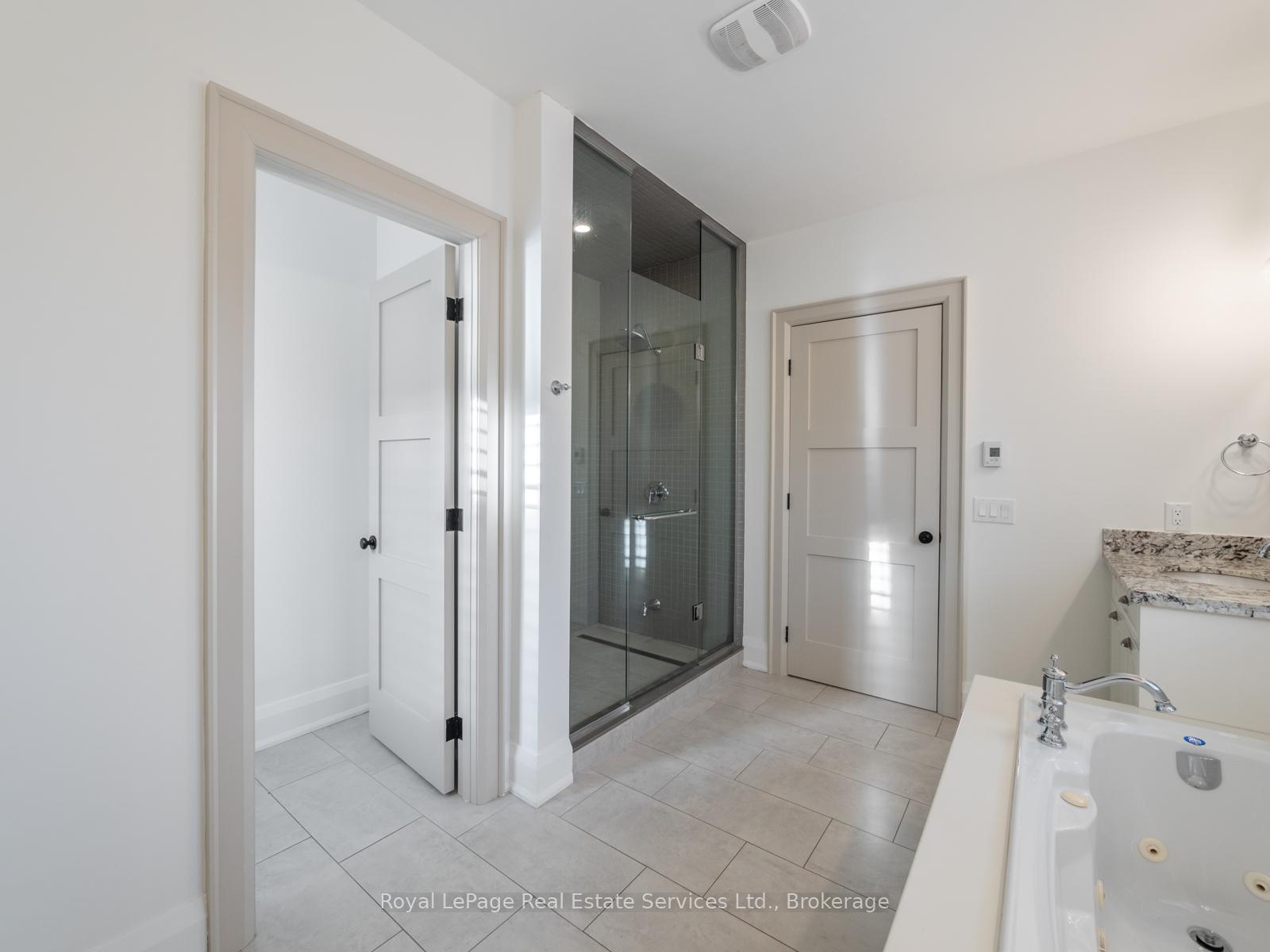 437 Inglehart Street N