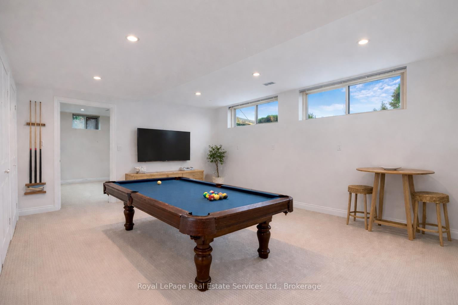 3286 Shelburne Place