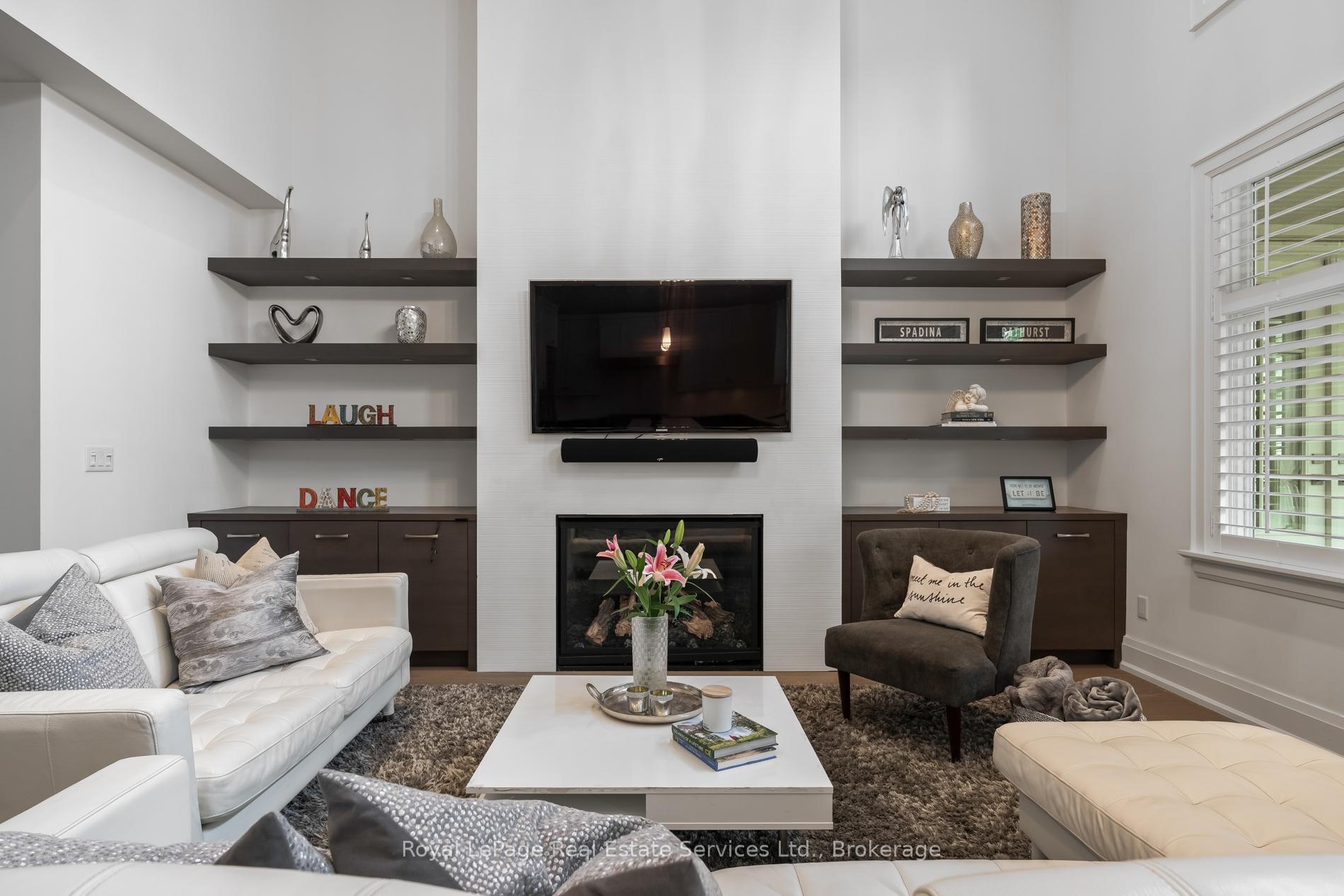 231 Cherryhill Road, Oakville, ON L6L 3E3, Oakville ON, L6L 3E3