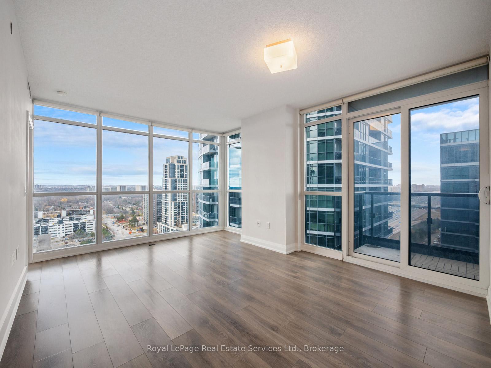 9 Valhalla Inn Road 2107, Toronto W08, ON M9B 1B2