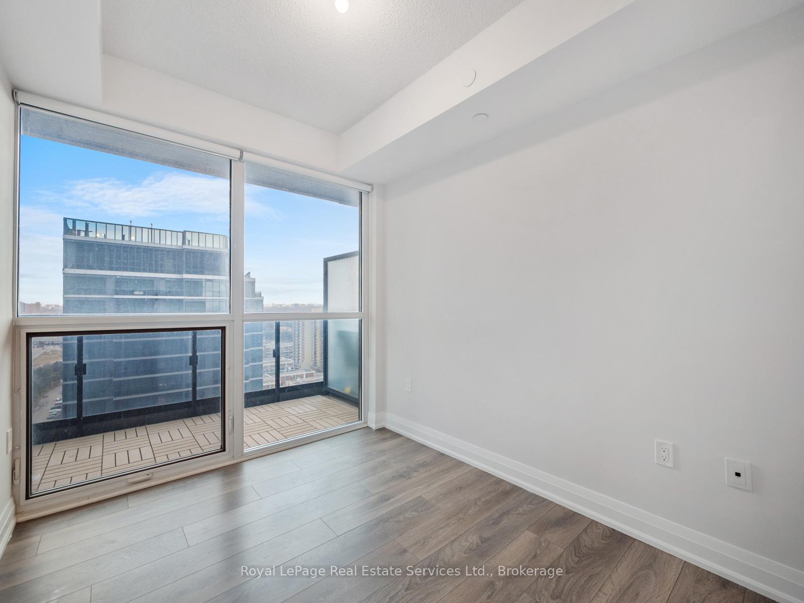 9 Valhalla Inn Road 2107, Toronto W08, ON M9B 1B2