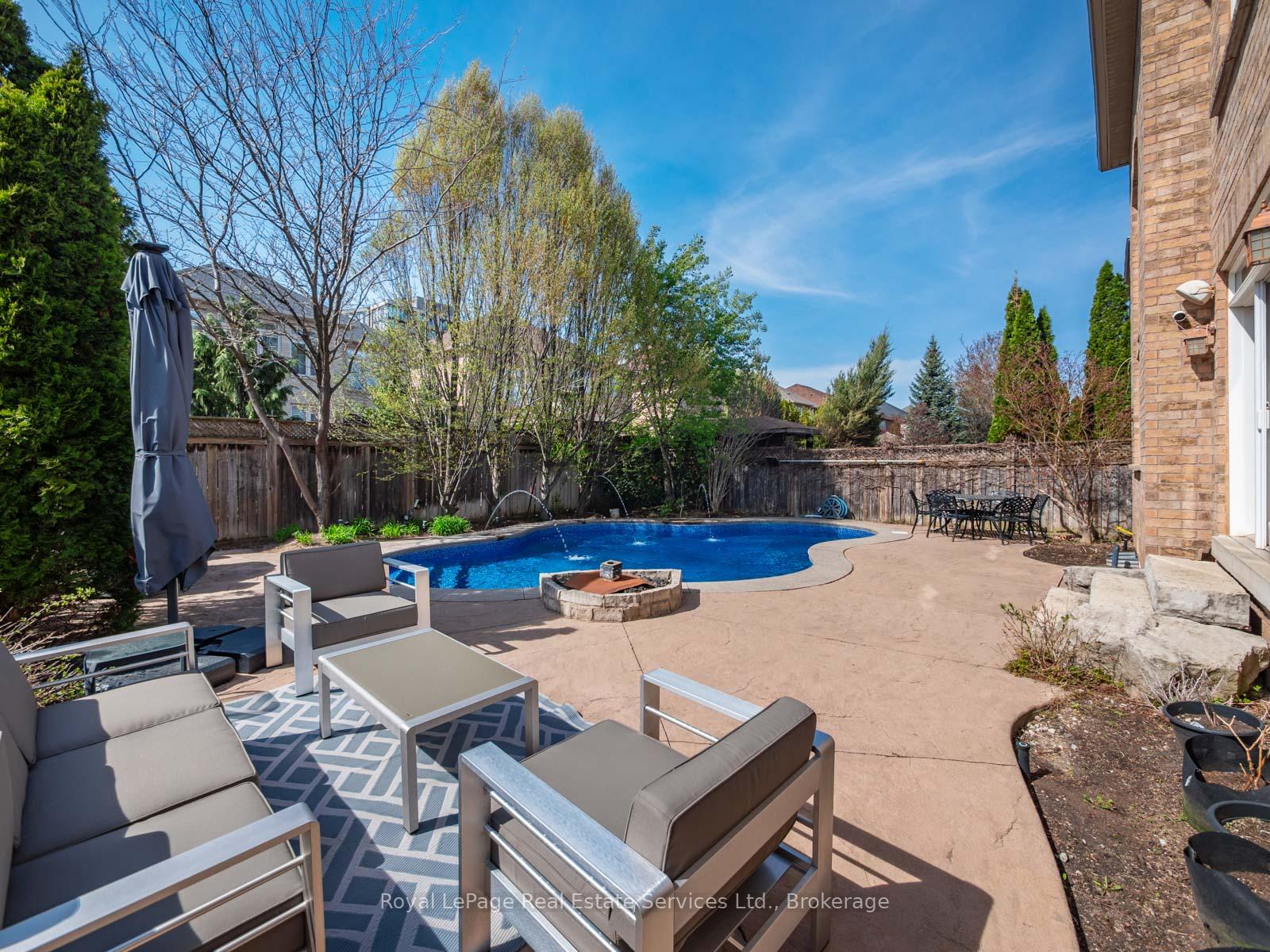 1468 Ferncrest Road