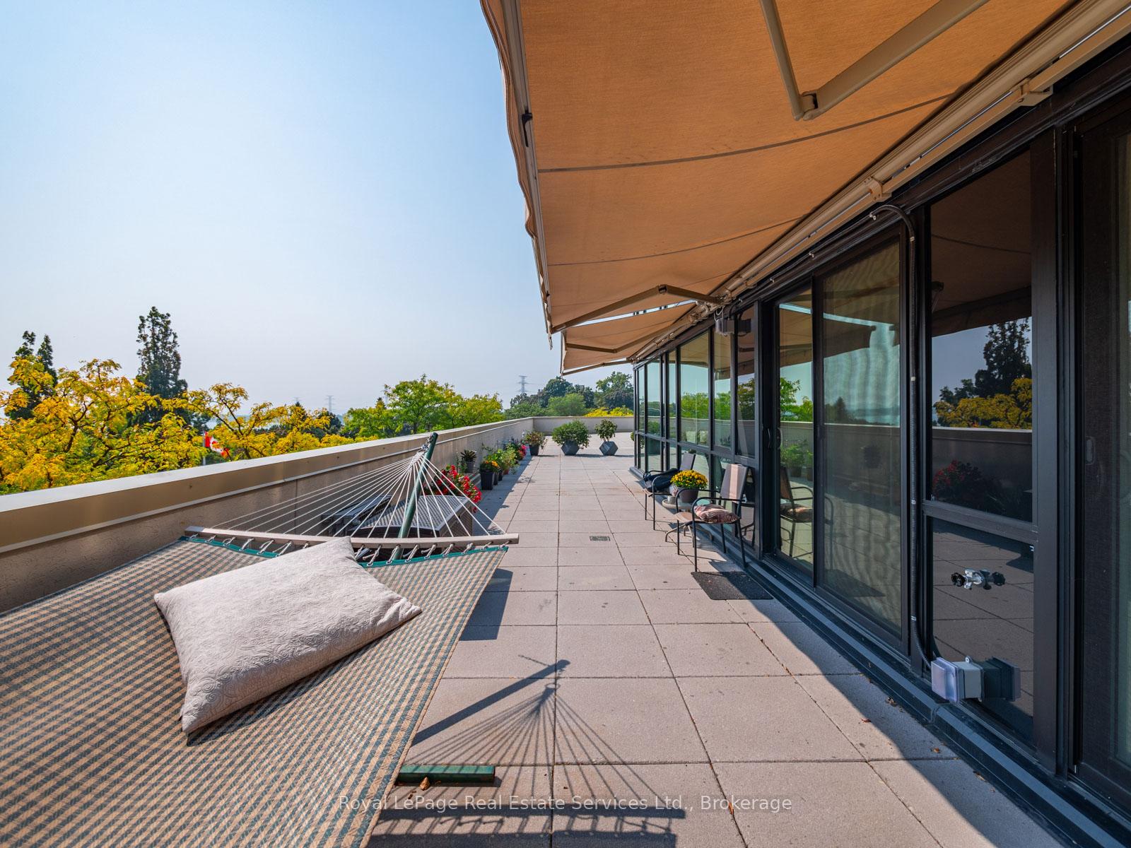 415 Locust Street 310