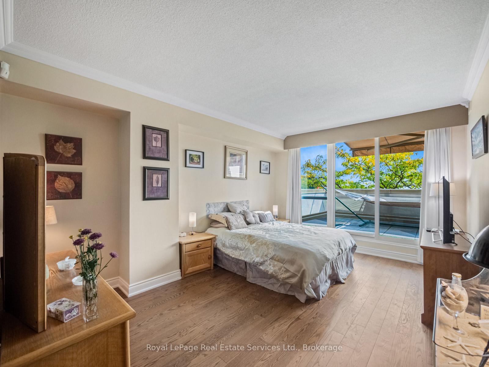 415 Locust Street 310