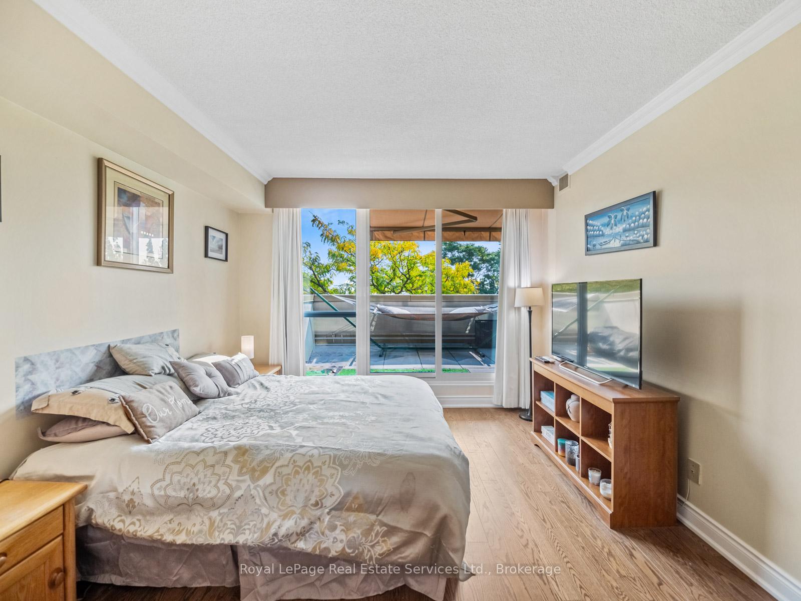 415 Locust Street 310