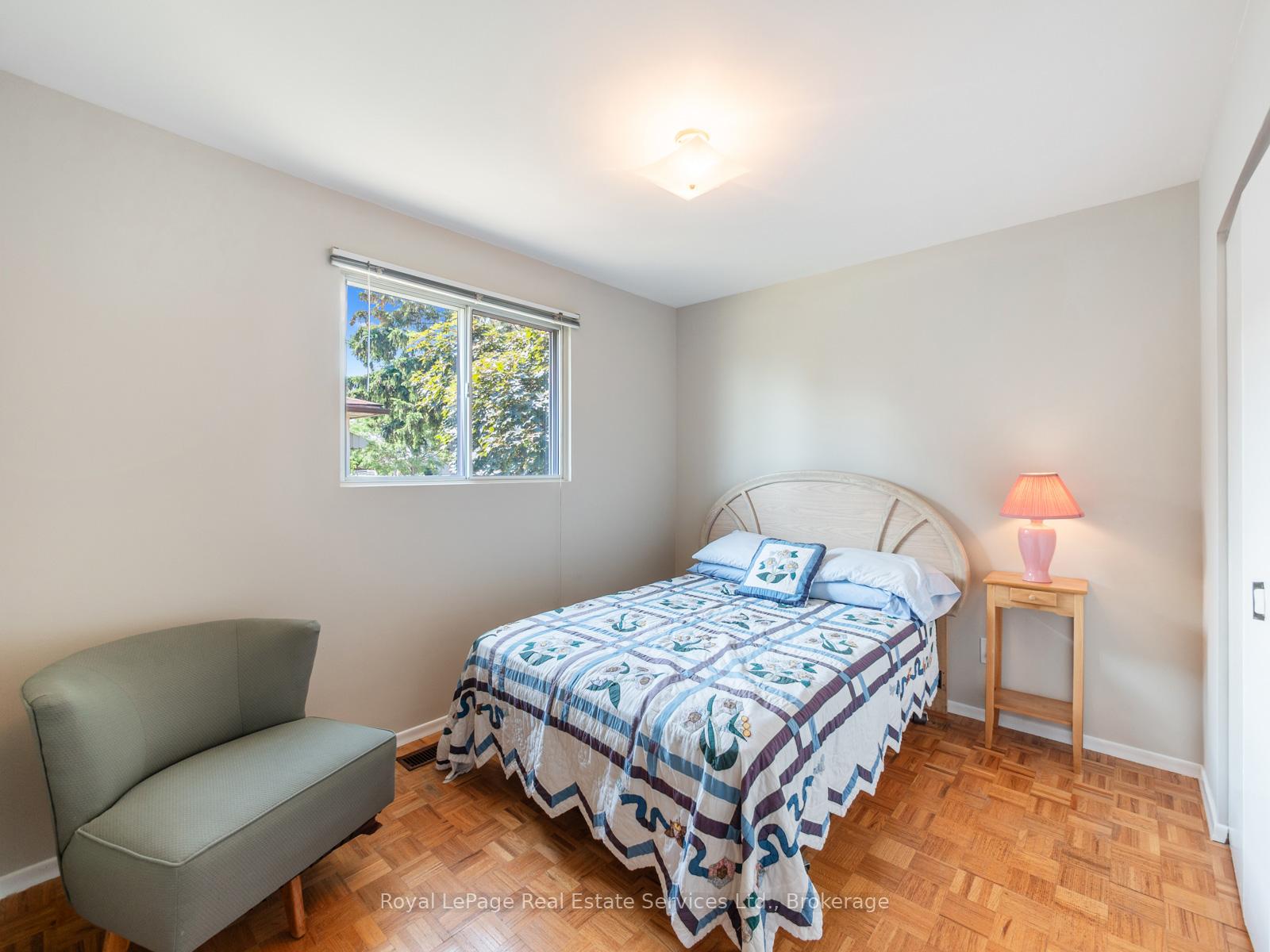 1 Mosswood Lane, Toronto