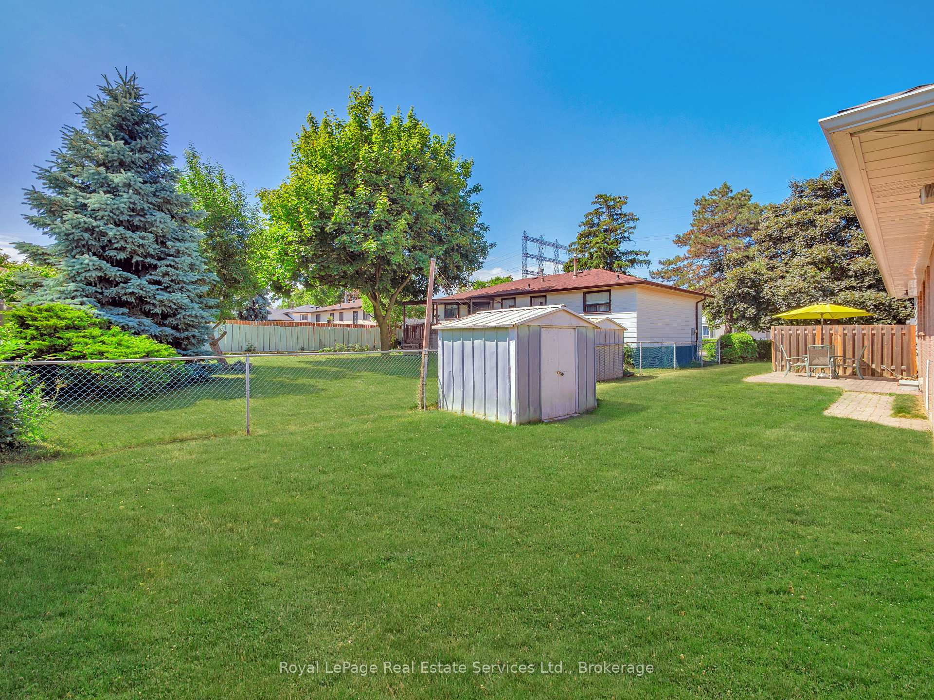 1 Mosswood Lane, Toronto