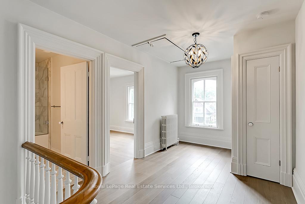 349 Trafalgar Road