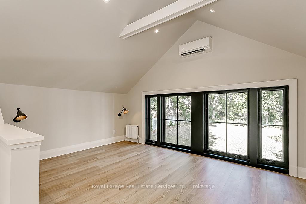 349 Trafalgar Road