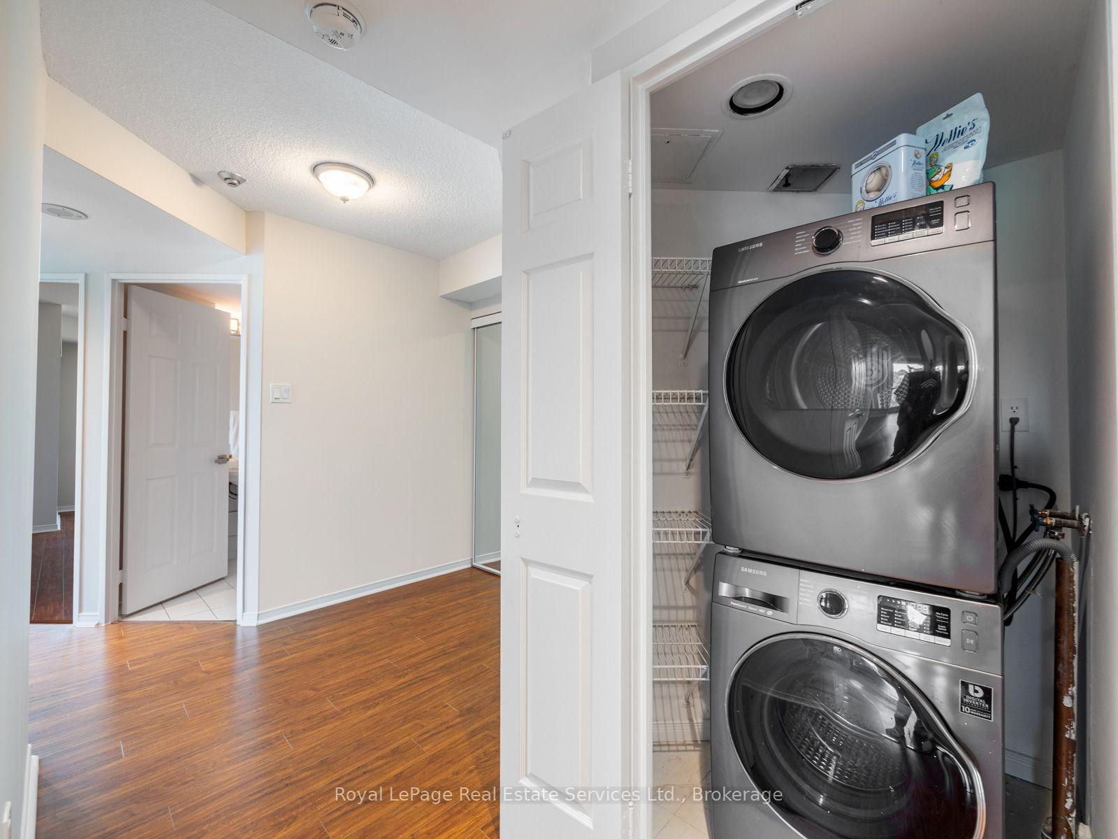 2177 Burnhamthorpe Road W 309